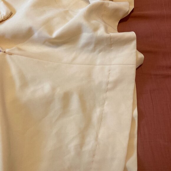 Yellow dress - Picture 8 of 8